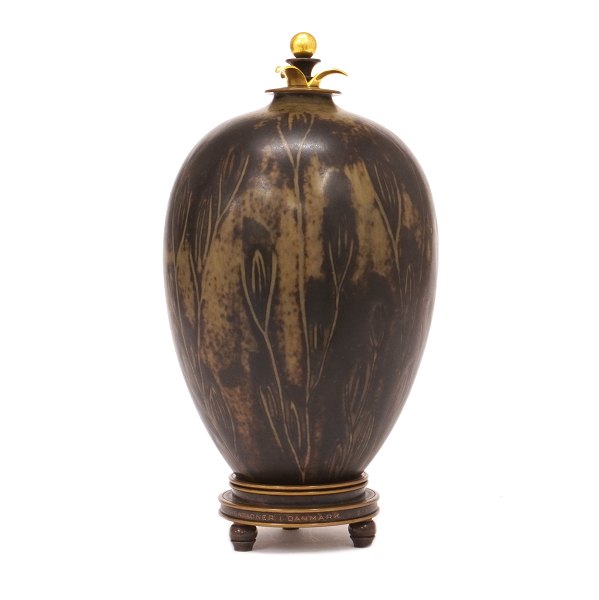 Stoneware vase by Gerd Bøgelund for Royal Copenhagen with bronze base and lid. H: 22cm