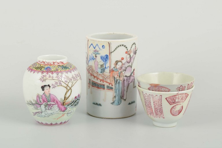 Kina, 4 deleTo tekopper og to vaser, 20. årh.