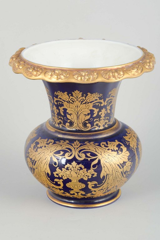 Rosenthal VaseCa. 1940s.