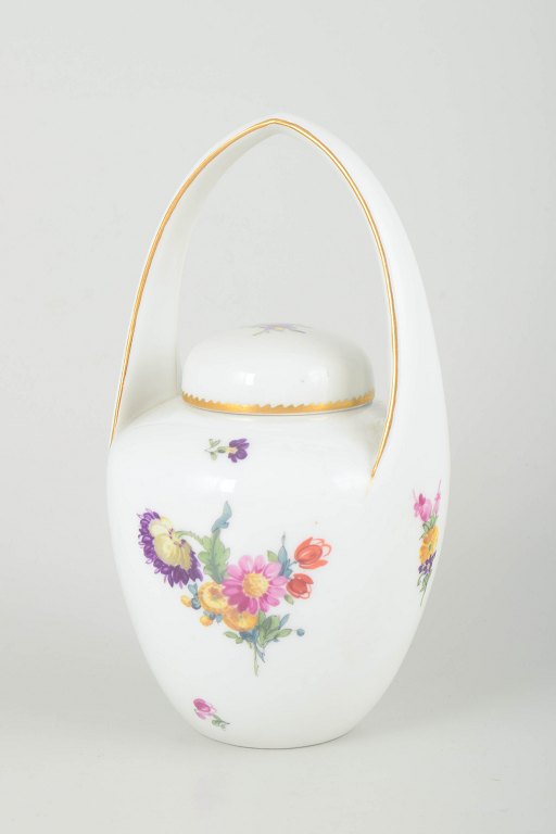 Royal CopenhagenSaxon Flower lidded vase with handle, c. 1900.