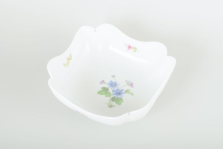 MeissenSquare bowl, c. 1930s.