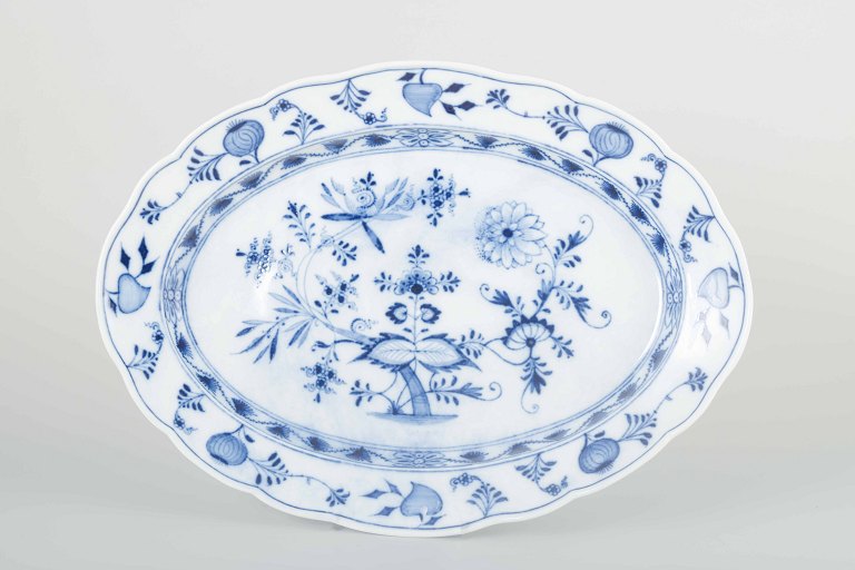 Meissen, GermanyOval platter, 1930s.