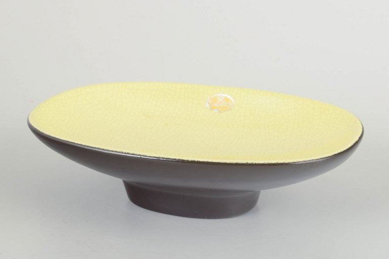 Kjell Blomberg for Upsala EkebyDish, model 7008.