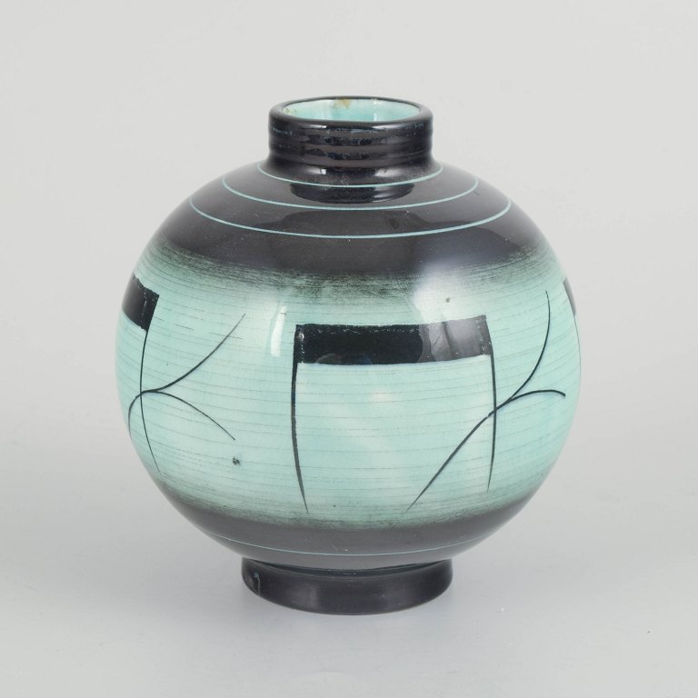 Ilse Claesson for Rörstrand
Vase, 1930’erne.