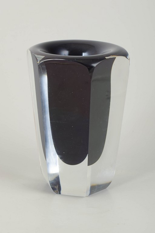 Vicke Lindstrand for Kosta BodaFaceted art-glass vase, 1970s.