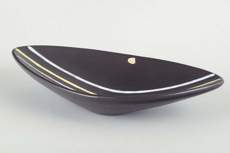 Hjördis Oldfors for Upsala-Ekeby.“Trio” bowl, model 378, 1960s.