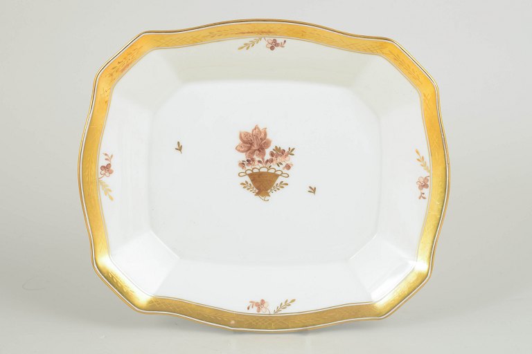 Royal CopenhagenGolden Basket, Cake Dish.