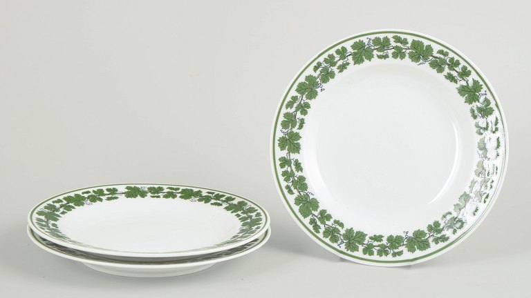 Meissen, Vine Leaves, set of 3 salad plates.
