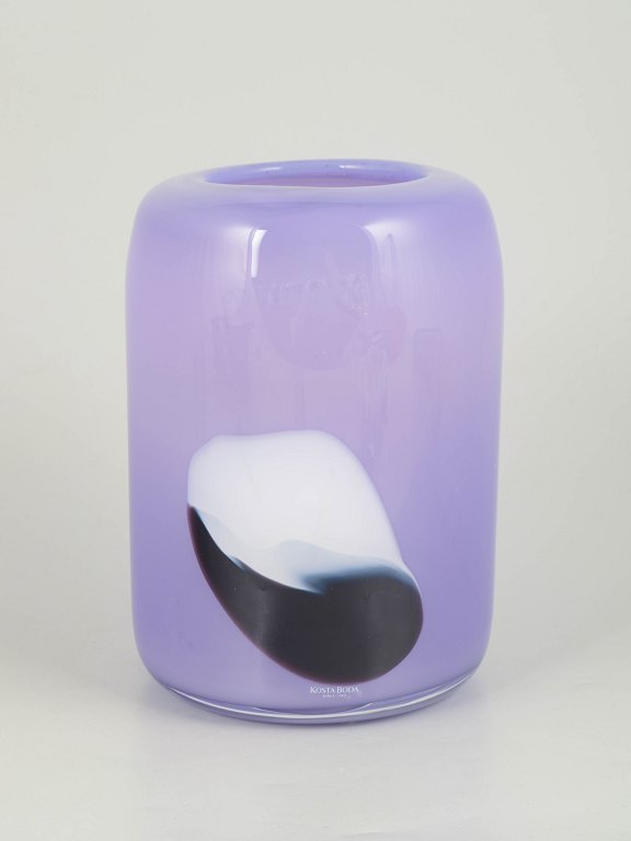 Gunnel Sahlin for Kosta Boda, vase.