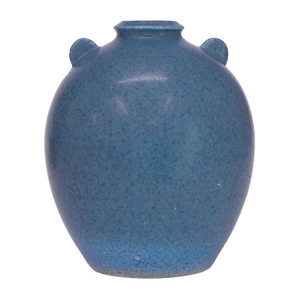 Blåglaseret delvist spættet vase fra Michael Andersen. Stemplet med med Rønnes byvåben. H: 17cm